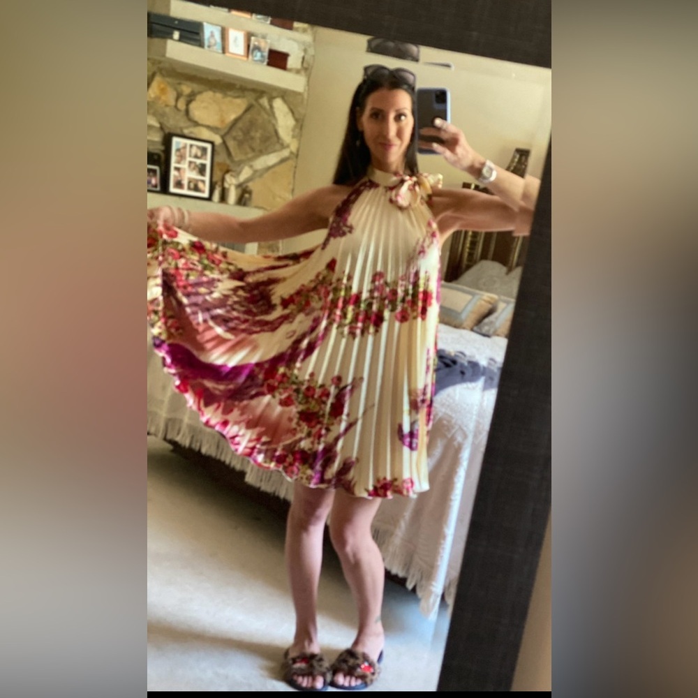 100% Silk NWT Vintage Floral Dress - Cream and Purple